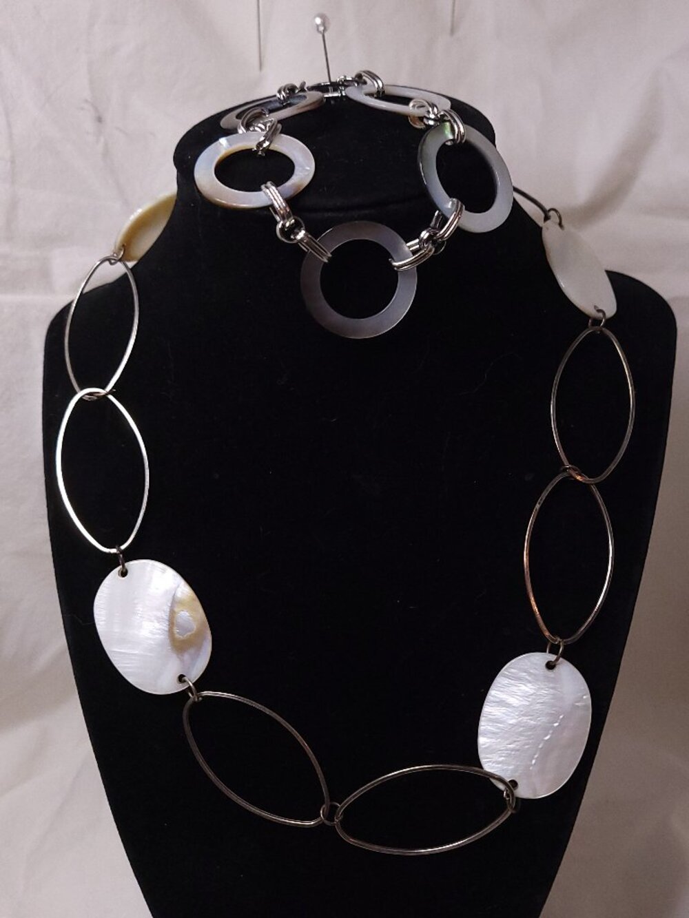 Mother of Pearl Bracelet and Necklace